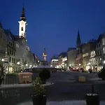 Apartment Top1, 2 Schlafzimmer 3 Betten Bestrooms Eu Steyr