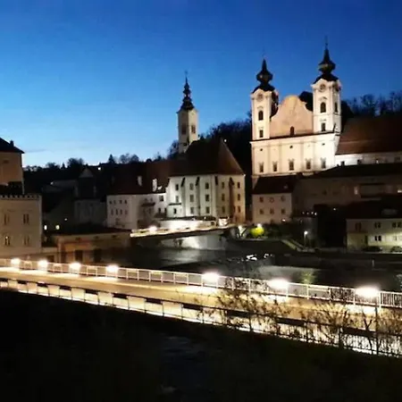 Top1, 2 Schlafzimmer 3 Betten Bestrooms Eu * Steyr
