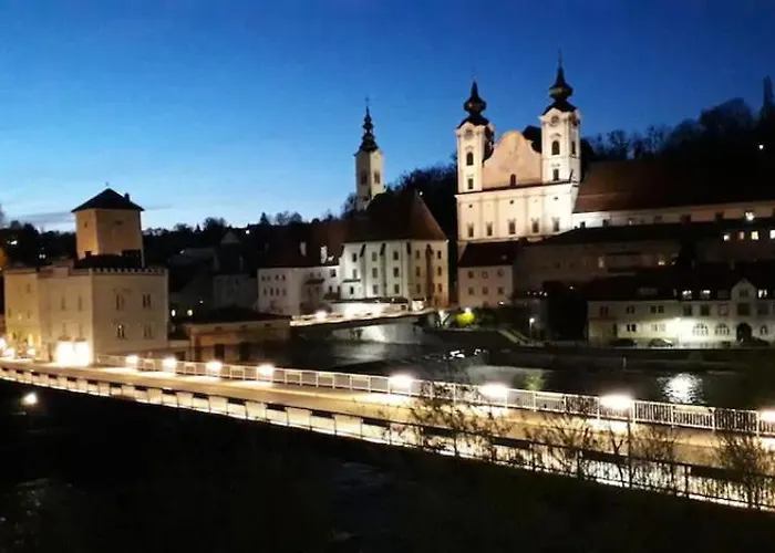 Top1, 2 Schlafzimmer 3 Betten Bestrooms Eu * Steyr